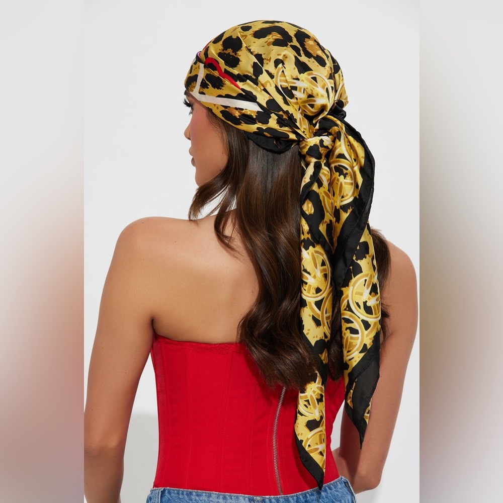 Ed Hardy Animal Print Born Free Multicolor Square Pareo Scarf OS NWT